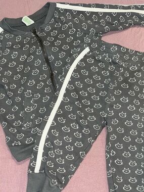 Little Liam by Kate Quinn Gray Cat Print Two-Piece Lounge Set with White Trim